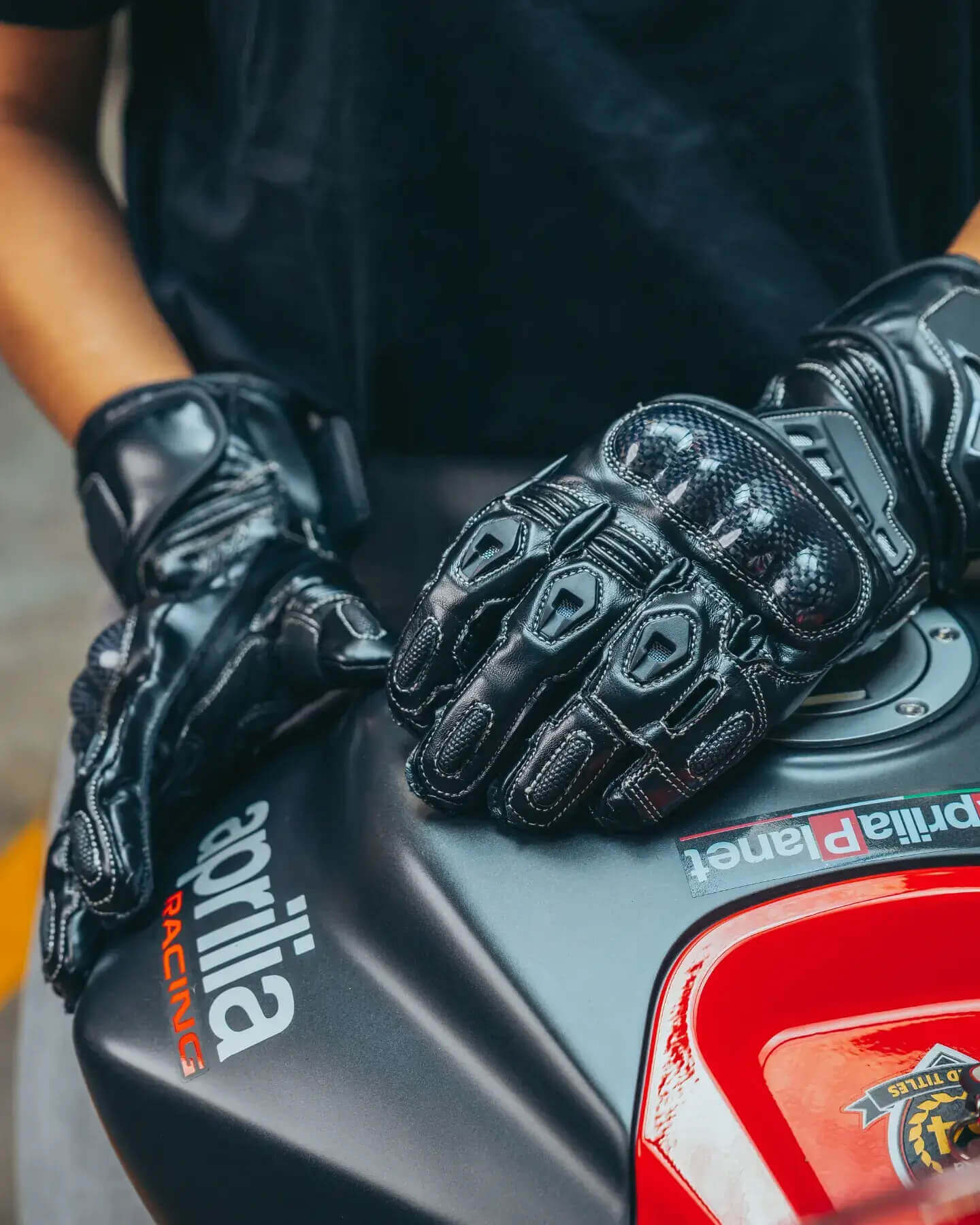 Racing Gloves